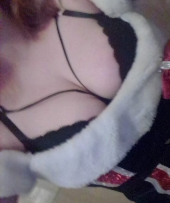 🔥 Встречусь для интимных встреч по всей Москве. 💋 Мои услуги включают глубокий минет, классический секс, ролевые игры и многое другое. 😍 Мне нравится удовлетворять мужчин и сделать их счастливыми. 💦 Если хочешь ласки, страсти и незабываемых мгновений, ты обратился по адресу. 💯 Обо мне говорят только хорошее – оцени мою красоту на фото в профиле. ✨ Жду встречи с тобой в Москве, чтобы подарить тебе незабываемое удовольствие. 💫 Софья